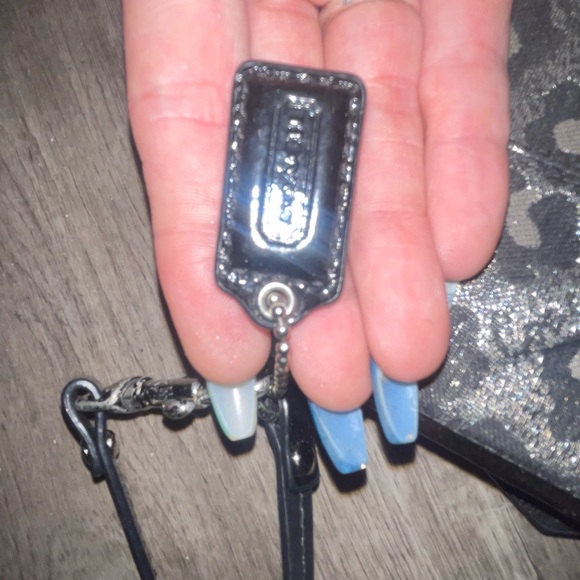 EUC coach cheetah print wristlet wallet - Picture 3 of 8